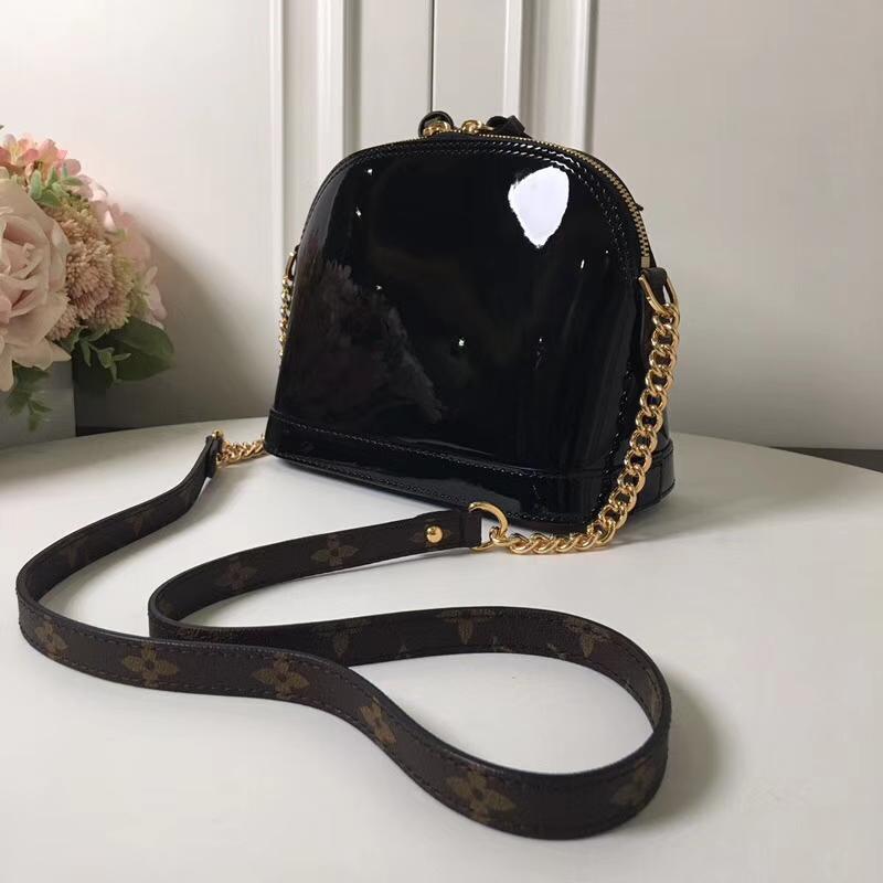 LV Shoulder Handbags M52750 patent leather black